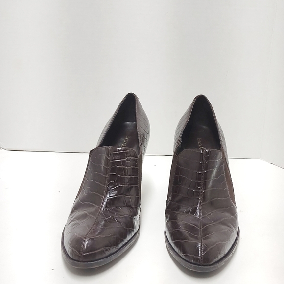 Enzo Angiolini block heels leather pointed toes Size: 10 M - Picture 3 of 7